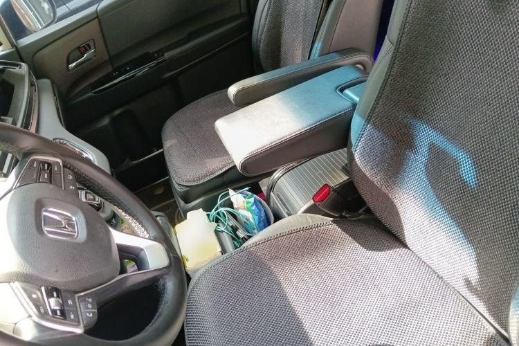 Used Honda Odyssey 2022 2.0L eHEV Sharp Supreme Edition Left Front Seat