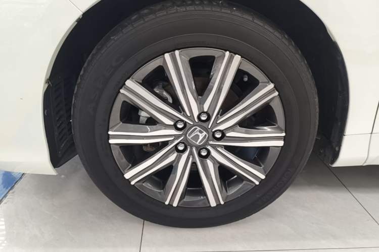 Used Honda Odyssey 2022 2.0L eHEV Sharp Enjoyment Edition Left Front Wheel Hub