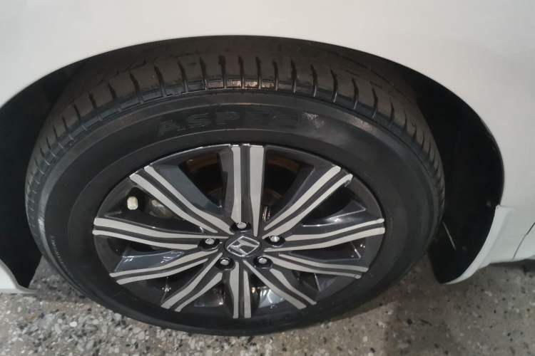 Used Honda Odyssey 2022 2.0L eHEV Sharp Enjoyment Edition Left Front Wheel Hub