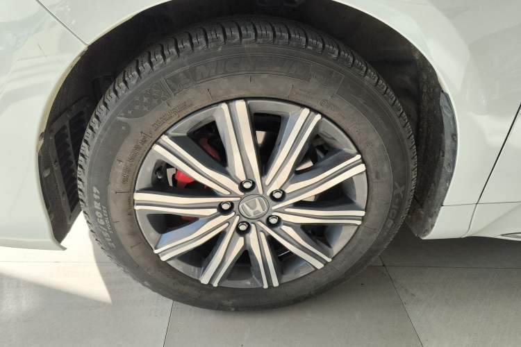 Used Honda Odyssey 2022 2.0L eHEV Sharp Enjoyment Edition Left Front Wheel Hub