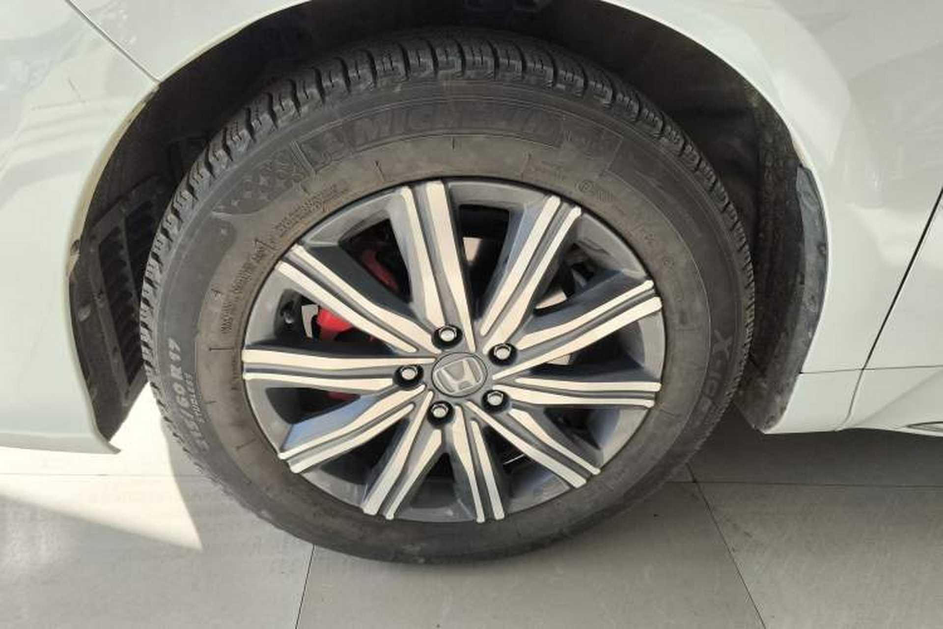 Used Honda Odyssey 2022 2.0L eHEV Sharp Enjoyment Edition Left Front Wheel Hub
