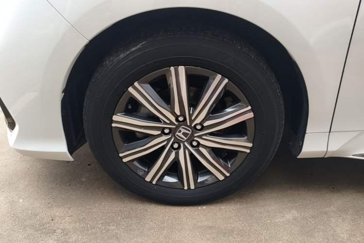 Used Honda Odyssey 2022 2.0L eHEV Sharp Enjoyment Edition Left Front Wheel Hub