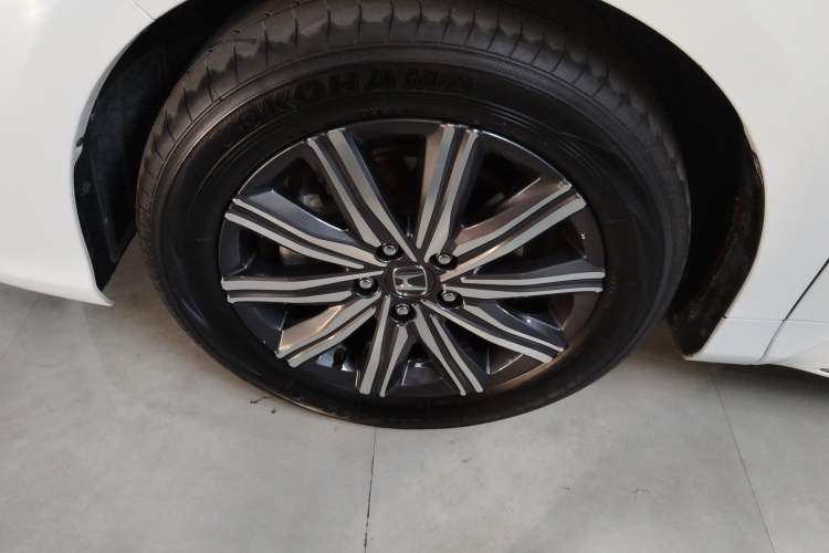 Used Honda Odyssey 2022 2.0L eHEV Sharp Enjoyment Edition Left Front Wheel Hub
