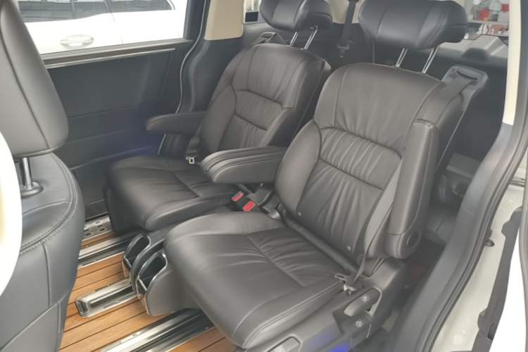 Used Honda Odyssey 2022 2.0L eHEV Sharp Enjoyment Edition Left Rear Seat