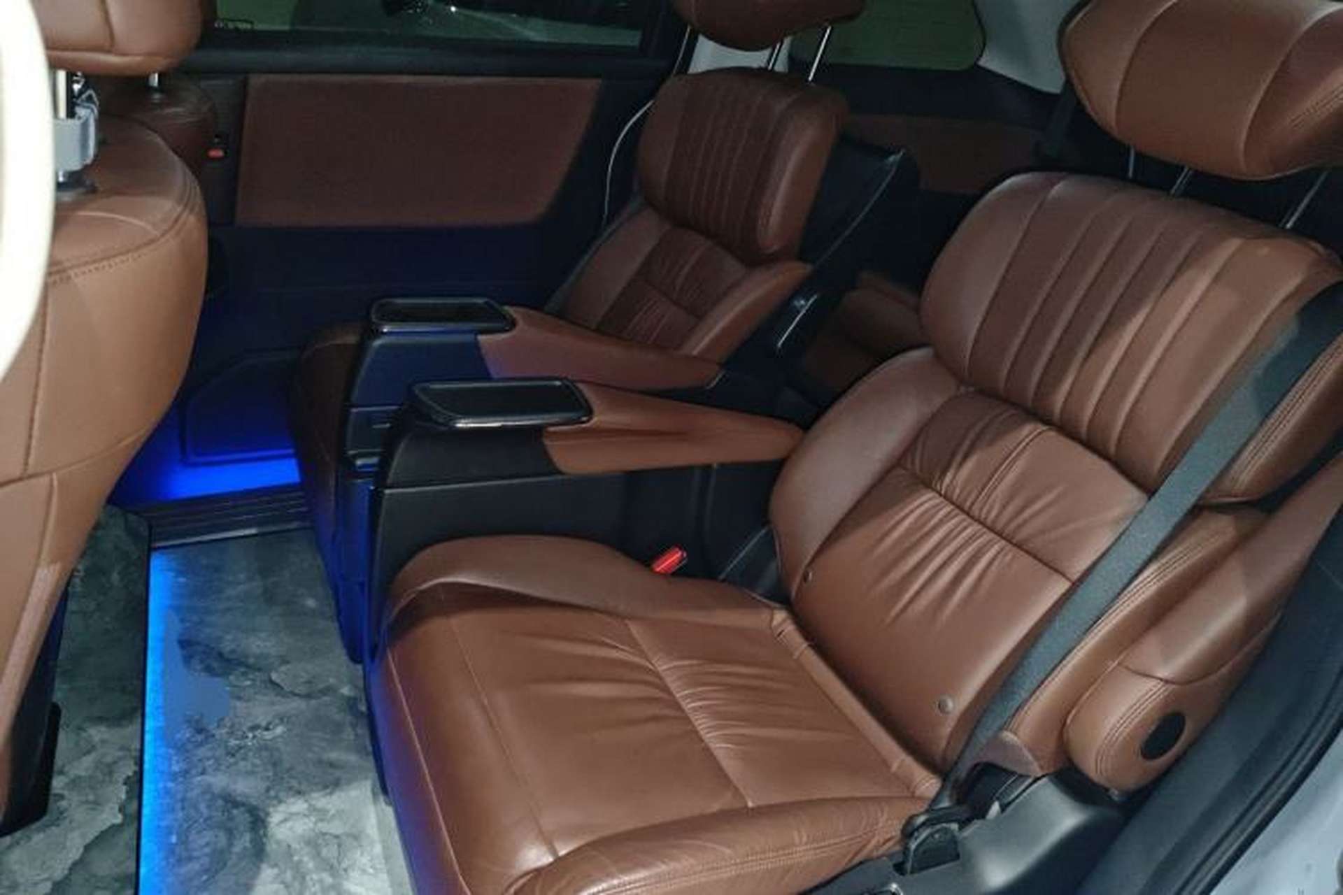 Used Honda Odyssey 2022 2.0L eHEV Sharp Supreme Edition Left Rear Seat