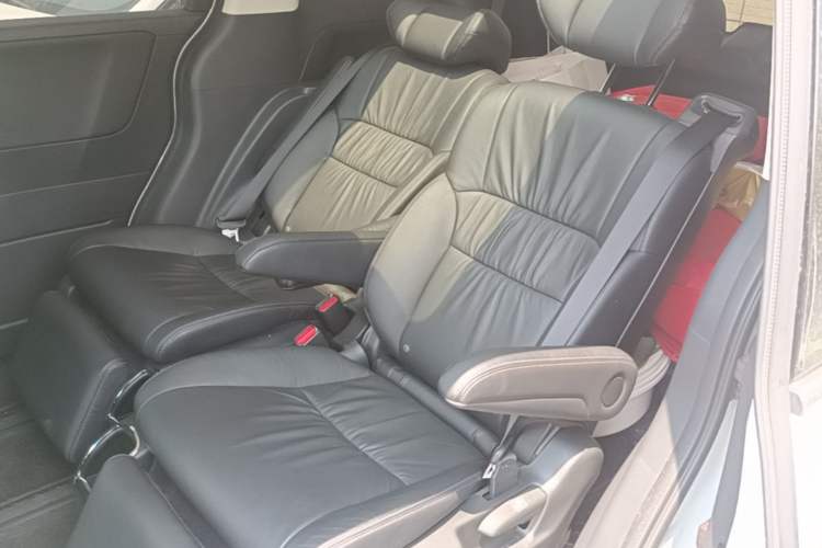 Used Honda Odyssey 2022 2.0L eHEV Sharp·Luxury Edition Left Rear Seat