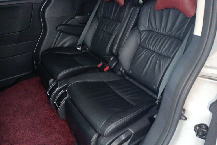 Used Honda Odyssey 2022 2.0L eHEV Sharp Enjoyment Edition Left Rear Seat