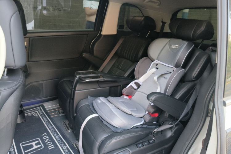 Used Honda Odyssey 2022 2.0L eHEV Sharp Supreme Edition Left Rear Seat