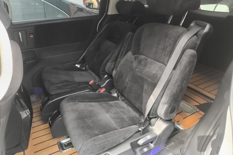 Used Honda Odyssey 2022 2.0L eHEV Sharp Enjoyment Edition Left Rear Seat