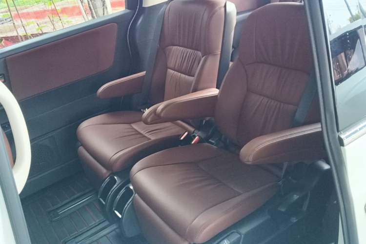 Used Honda Odyssey 2022 2.0L eHEV Sharp·Luxury Edition Left Rear Seat