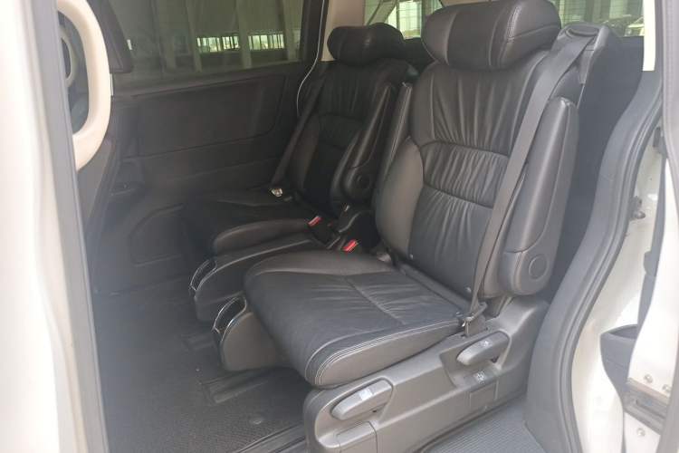 Used Honda Odyssey 2022 2.0L eHEV Sharp Enjoyment Edition Left Rear Seat