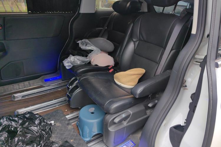 Used Honda Odyssey 2022 2.0L eHEV Sharp Enjoyment Edition Left Rear Seat