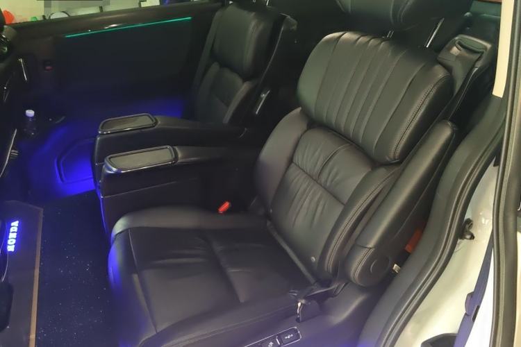 Used Honda Odyssey 2022 2.0L eHEV Sharp Supreme Edition Left Rear Seat