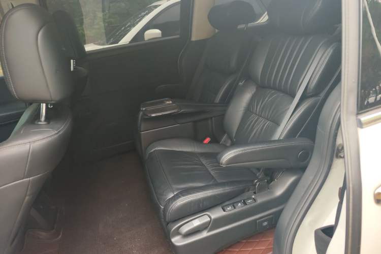 Used Honda Odyssey 2022 2.0L eHEV Sharp Supreme Edition Left Rear Seat