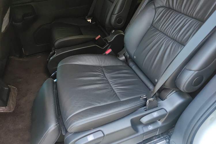 Used Honda Odyssey 2022 2.0L eHEV Sharp Enjoyment Edition Left Rear Seat