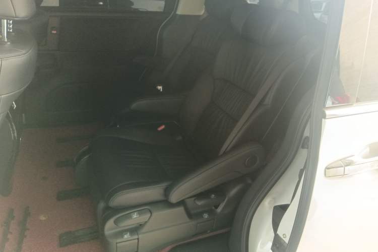 Used Honda Odyssey 2022 2.0L eHEV Sharp·Luxury Edition Left Rear Seat