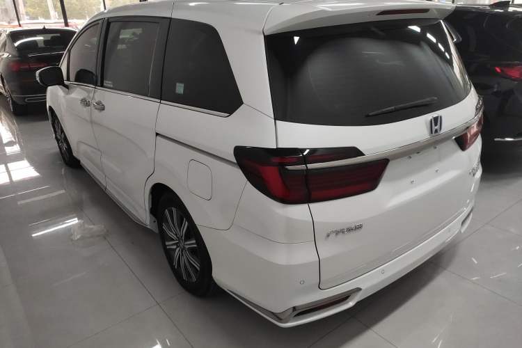 Used Honda Odyssey 2022 2.0L eHEV Sharp Enjoyment Edition Left Side