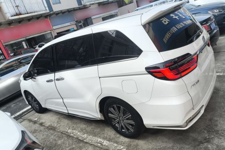 Used Honda Odyssey 2022 2.0L eHEV Sharp Enjoyment Edition Left Side