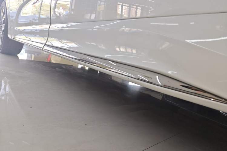 Used Honda Odyssey 2022 2.0L eHEV Sharp Enjoyment Edition Left Side Sill