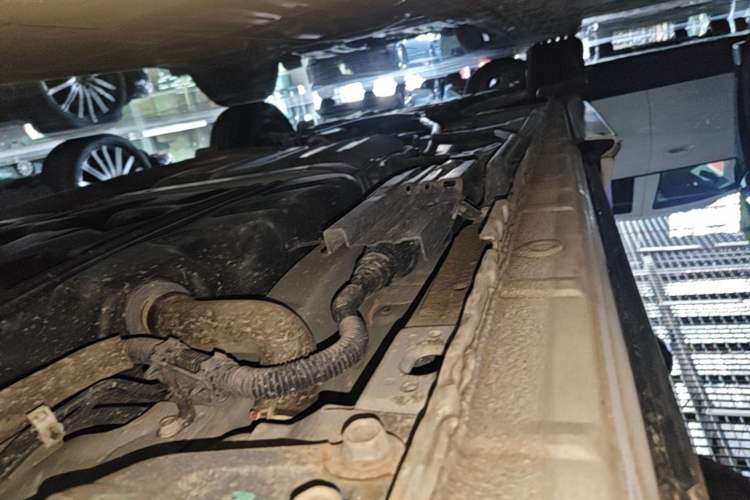 Used Honda Odyssey 2022 2.0L eHEV Sharp Enjoyment Edition Left Side Sill