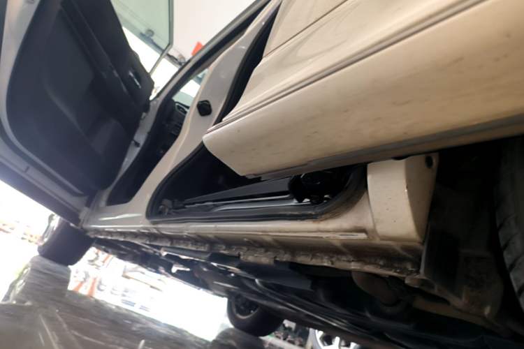 Used Honda Odyssey 2022 2.0L eHEV Sharp Enjoyment Edition Left Side Sill