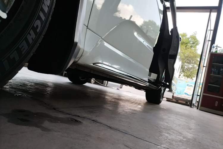 Used Honda Odyssey 2022 2.0L eHEV Sharp Enjoyment Edition Left Side Sill