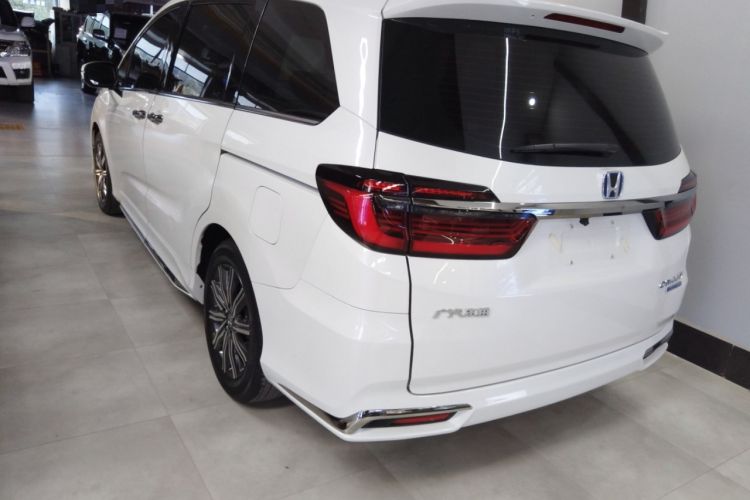 Used Honda Odyssey 2022 2.0L eHEV Sharp Enjoyment Edition Rear Left 45 Deg