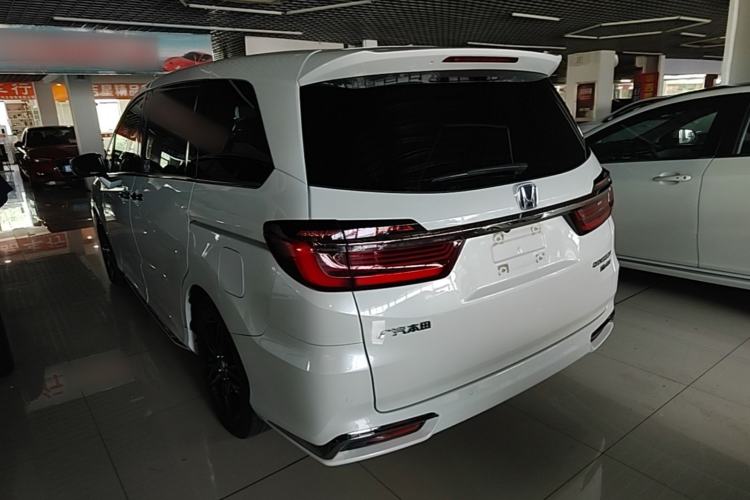 Used Honda Odyssey 2022 2.0L eHEV Sharp·Luxury Edition Rear Left 45 Deg
