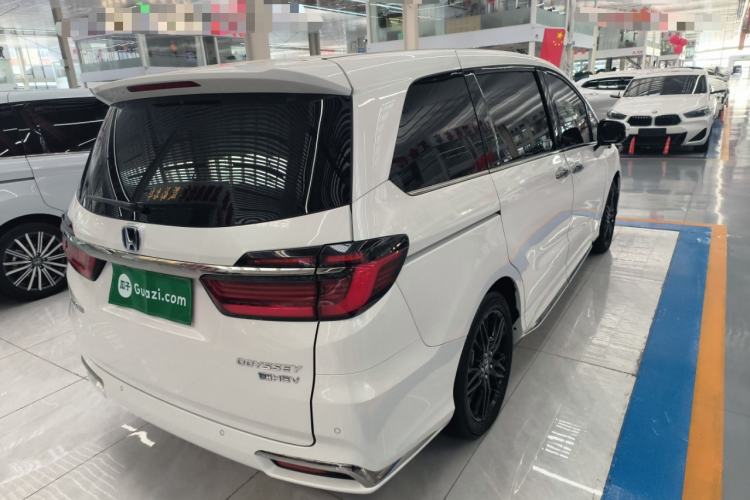 Used Honda Odyssey 2022 2.0L eHEV Sharp·Luxury Edition Rear Right 45 Deg