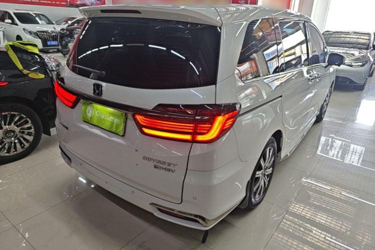 Used Honda Odyssey 2022 2.0L eHEV Sharp Enjoyment Edition Rear Right 45 Deg