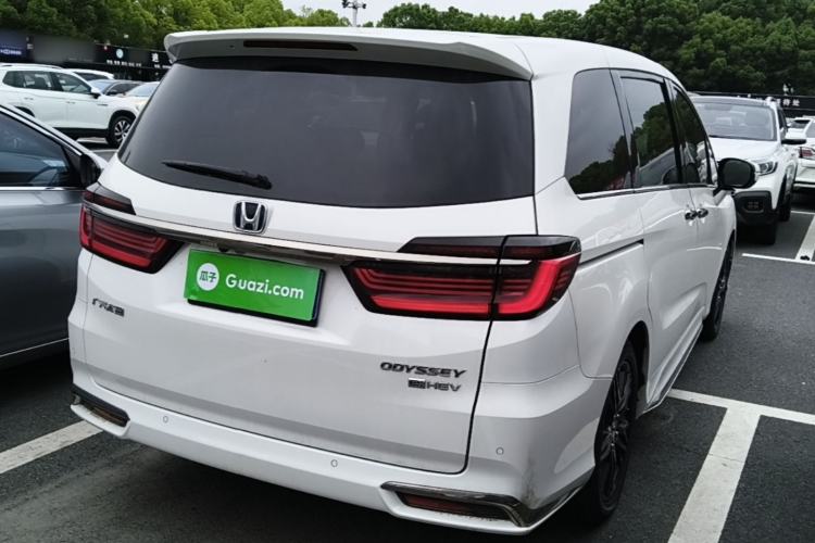 Used Honda Odyssey 2022 2.0L eHEV Sharp·Luxury Edition Rear Right 45 Deg