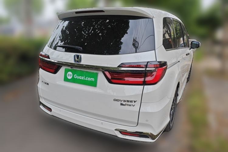 Used Honda Odyssey 2022 2.0L eHEV Sharp·Luxury Edition Rear Right 45 Deg