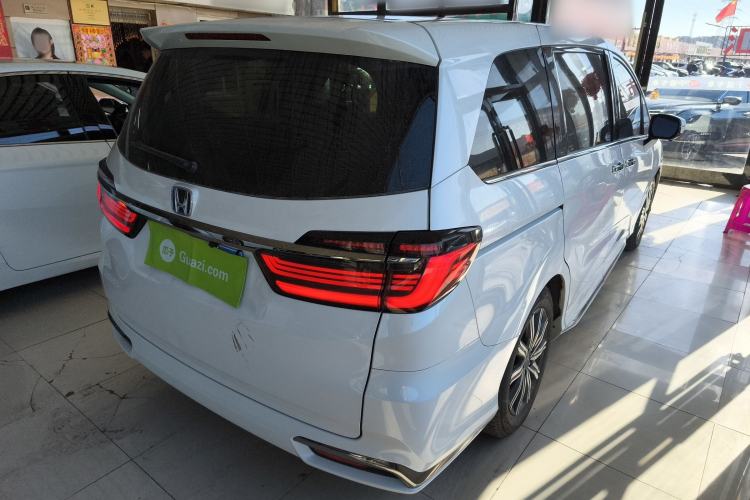 Used Honda Odyssey 2022 2.0L eHEV Sharp Enjoyment Edition Rear Right 45 Deg