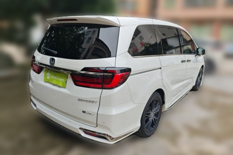 Used Honda Odyssey 2022 2.0L eHEV Sharp·Luxury Edition Rear Right 45 Deg