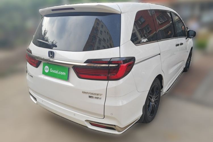 Used Honda Odyssey 2022 2.0L eHEV Sharp·Luxury Edition Rear Right 45 Deg