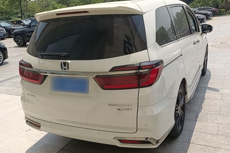 Used Honda Odyssey 2022 2.0L eHEV Sharp·Luxury Edition Rear Right 45 Deg