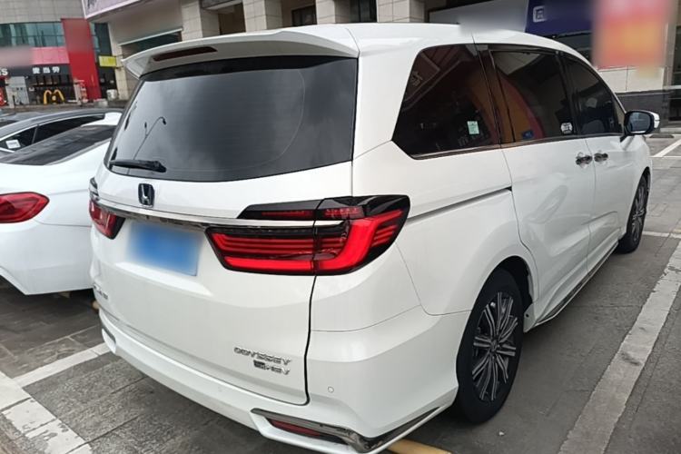 Used Honda Odyssey 2022 2.0L eHEV Sharp Enjoyment Edition Rear Right 45 Deg