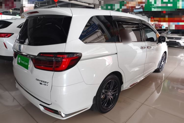 Used Honda Odyssey 2022 2.0L eHEV Sharp·Luxury Edition Rear Right 45 Deg