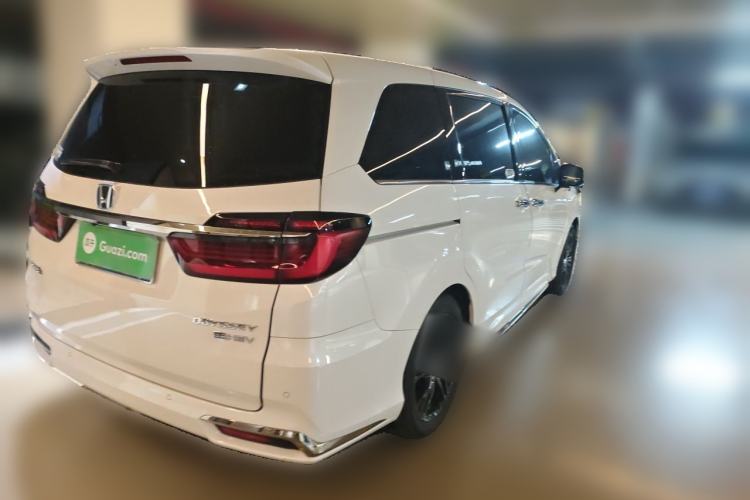 Used Honda Odyssey 2022 2.0L eHEV Sharp·Luxury Edition Rear Right 45 Deg