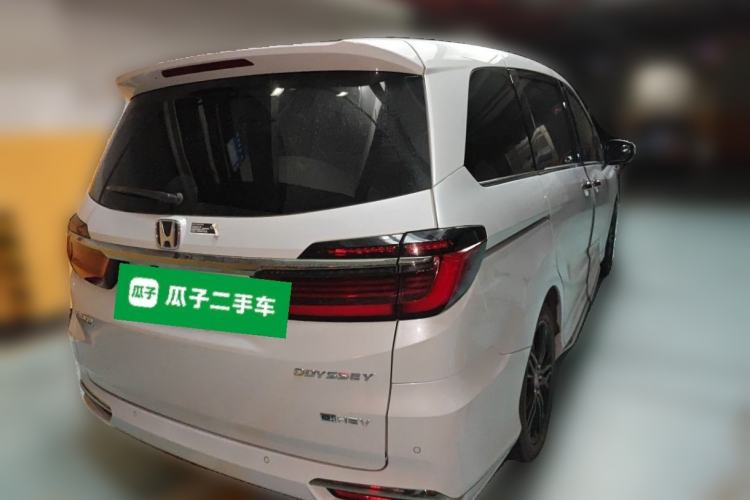 Used Honda Odyssey 2022 2.0L eHEV Sharp·Luxury Edition Rear Right 45 Deg