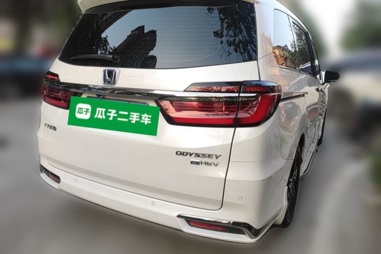 Used Honda Odyssey 2022 2.0L eHEV Sharp Enjoyment Edition Rear Right 45 Deg