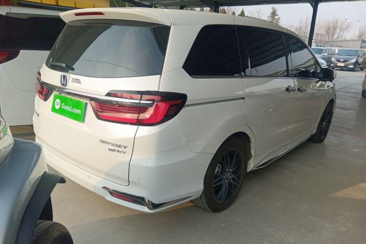 Used Honda Odyssey 2022 2.0L eHEV Sharp·Luxury Edition Rear Right 45 Deg