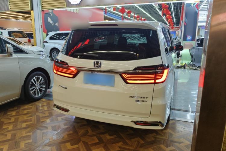 Used Honda Odyssey 2022 2.0L eHEV Sharp Enjoyment Edition Rear Right 45 Deg