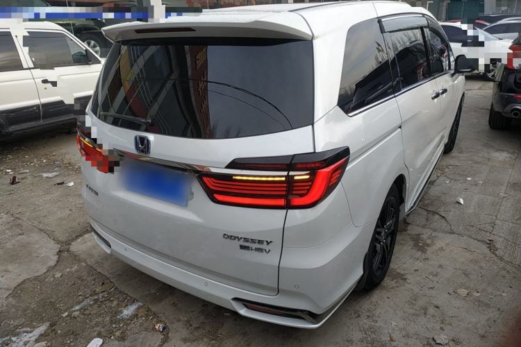Used Honda Odyssey 2022 2.0L eHEV Sharp·Luxury Edition Rear Right 45 Deg