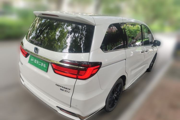 Used Honda Odyssey 2022 2.0L eHEV Sharp·Luxury Edition Rear Right 45 Deg