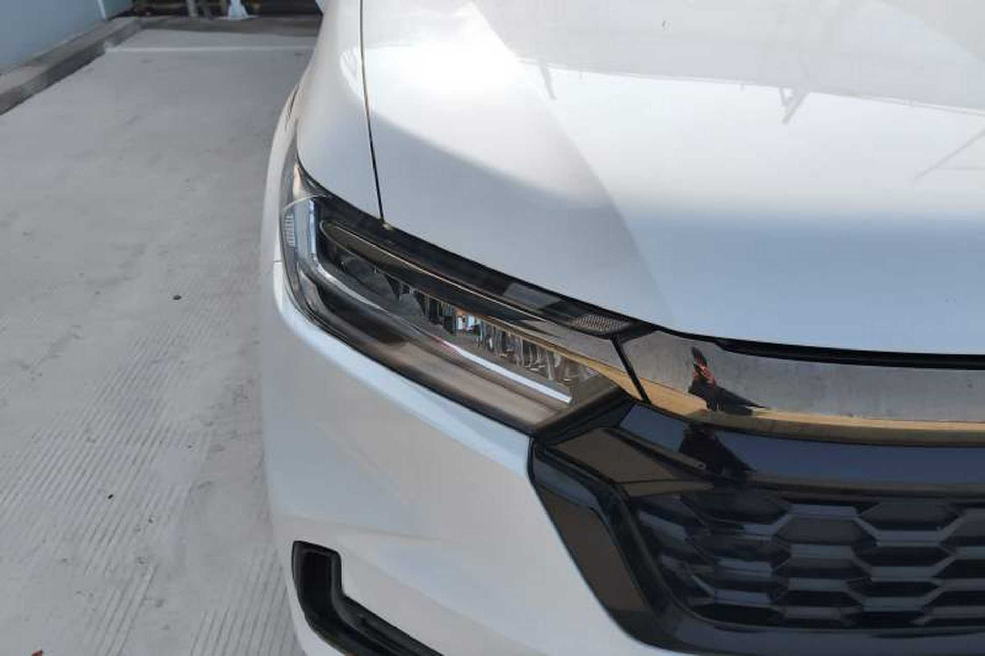 Used Honda Odyssey 2022 2.0L eHEV Sharp Enjoyment Edition Right Front Headlight