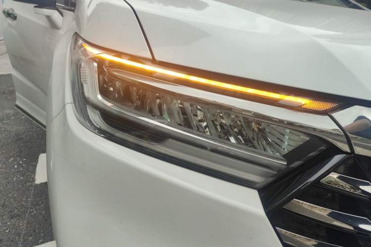 Used Honda Odyssey 2022 2.0L eHEV Sharp·Luxury Edition Right Front Headlight
