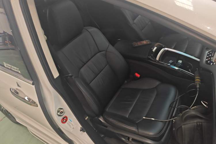 Used Honda Odyssey 2022 2.0L eHEV Sharp·Luxury Edition Right Front Seat