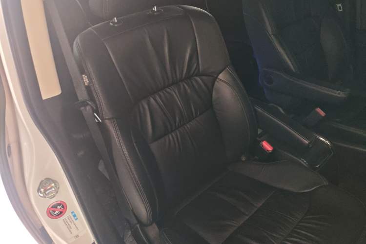 Used Honda Odyssey 2022 2.0L eHEV Sharp Enjoyment Edition Right Front Seat