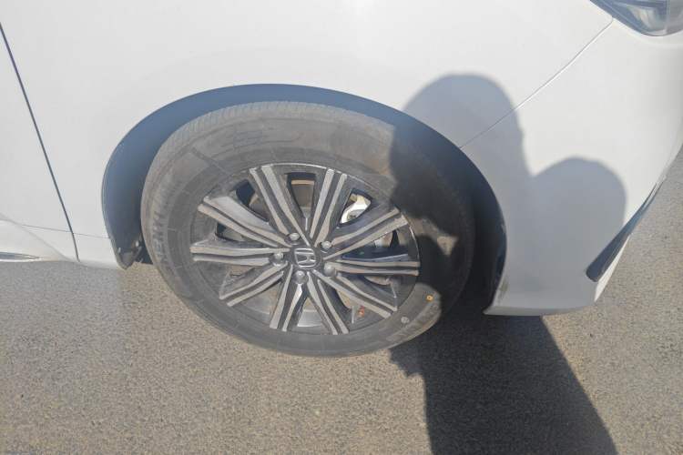 Used Honda Odyssey 2022 2.0L eHEV Sharp Enjoyment Edition Right Front Wheel Hub